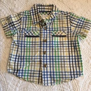 Old Navy plaid short sleeve button down shirt 0-3M